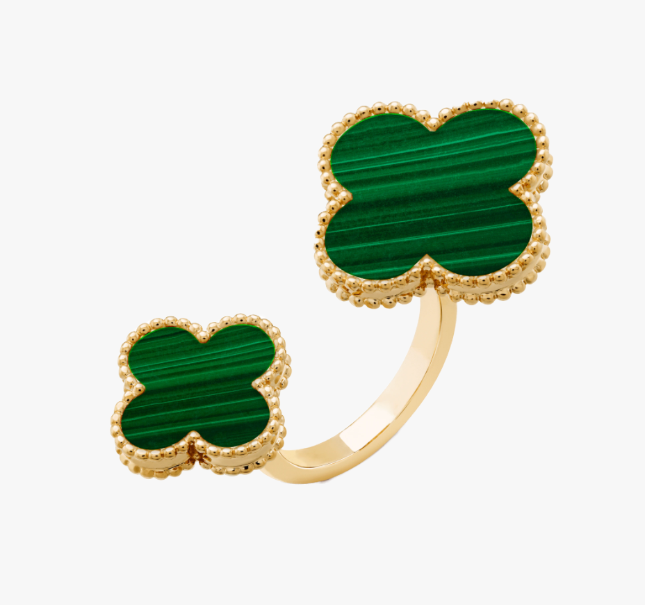 Clover ring