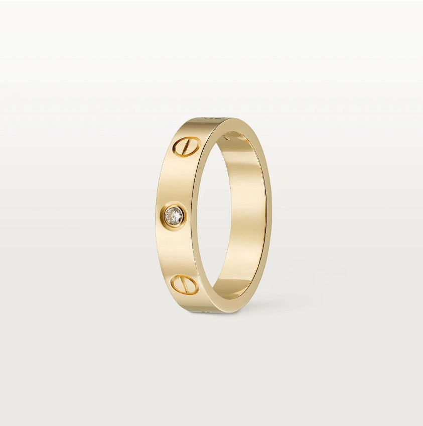 LOVE ring, small model 1 stones